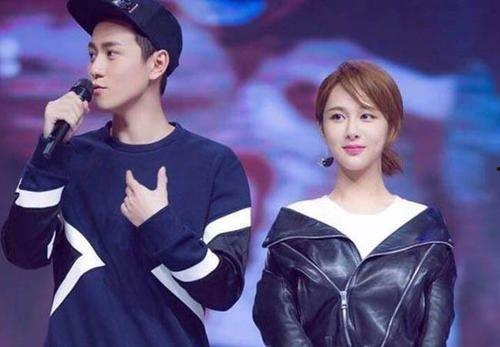 圈内爆料杨紫彭冠英,甜蜜互动引粉丝热议 第1张 圈内爆料杨紫彭冠英,甜蜜互动引粉丝热议 第1张