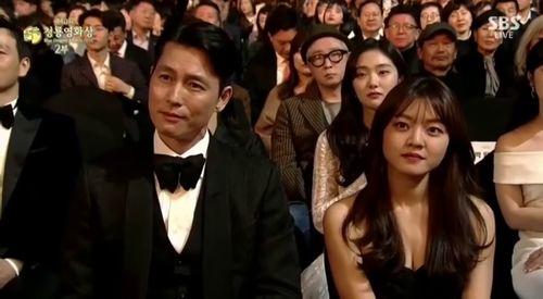 爆料八兔的视频大全集在线观看,揭秘热门爆料,一键在线观看 第2张 爆料八兔的视频大全集在线观看,揭秘热门爆料,一键在线观看 第2张